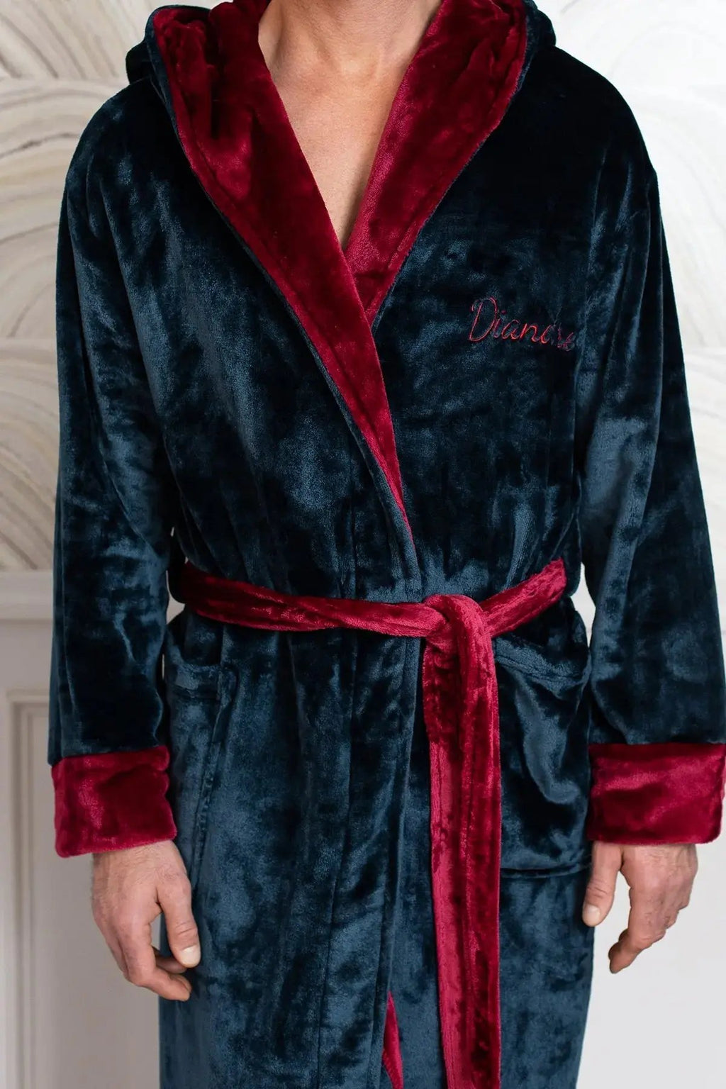 Men’s Robe with Hood – Ultra-Soft Plush Comfort for Everyday Use Lotus Linen