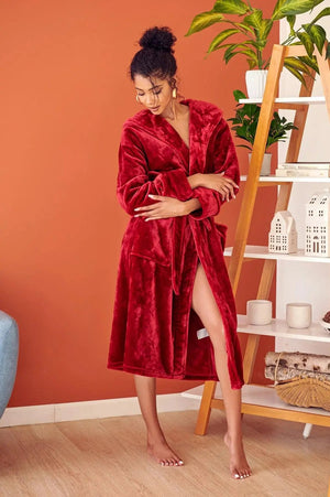 Women’s Plush Hooded Robe - Spa-Worthy Comfort at Home Lotus Linen